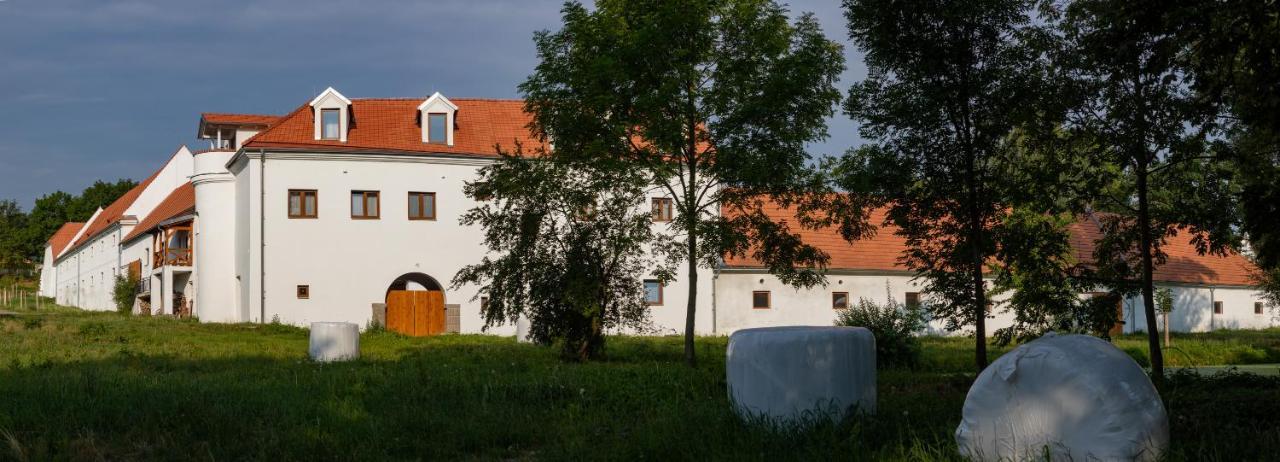 Residence Tvrz Skocice Exterior foto